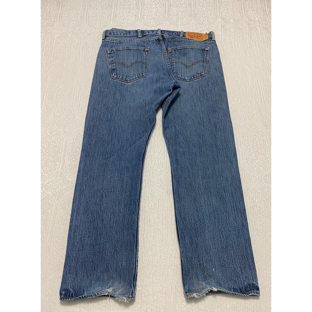 Levis 501 Original Fit Mens Jeans Size 38x30 Blue Denim Button fly Vintage Style - Picture 2 of 12